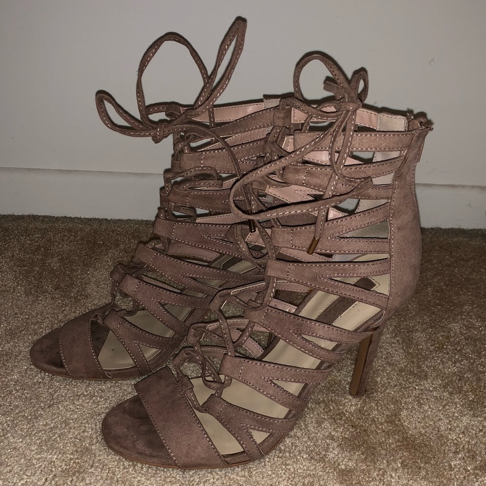 🌀Strappy Heels